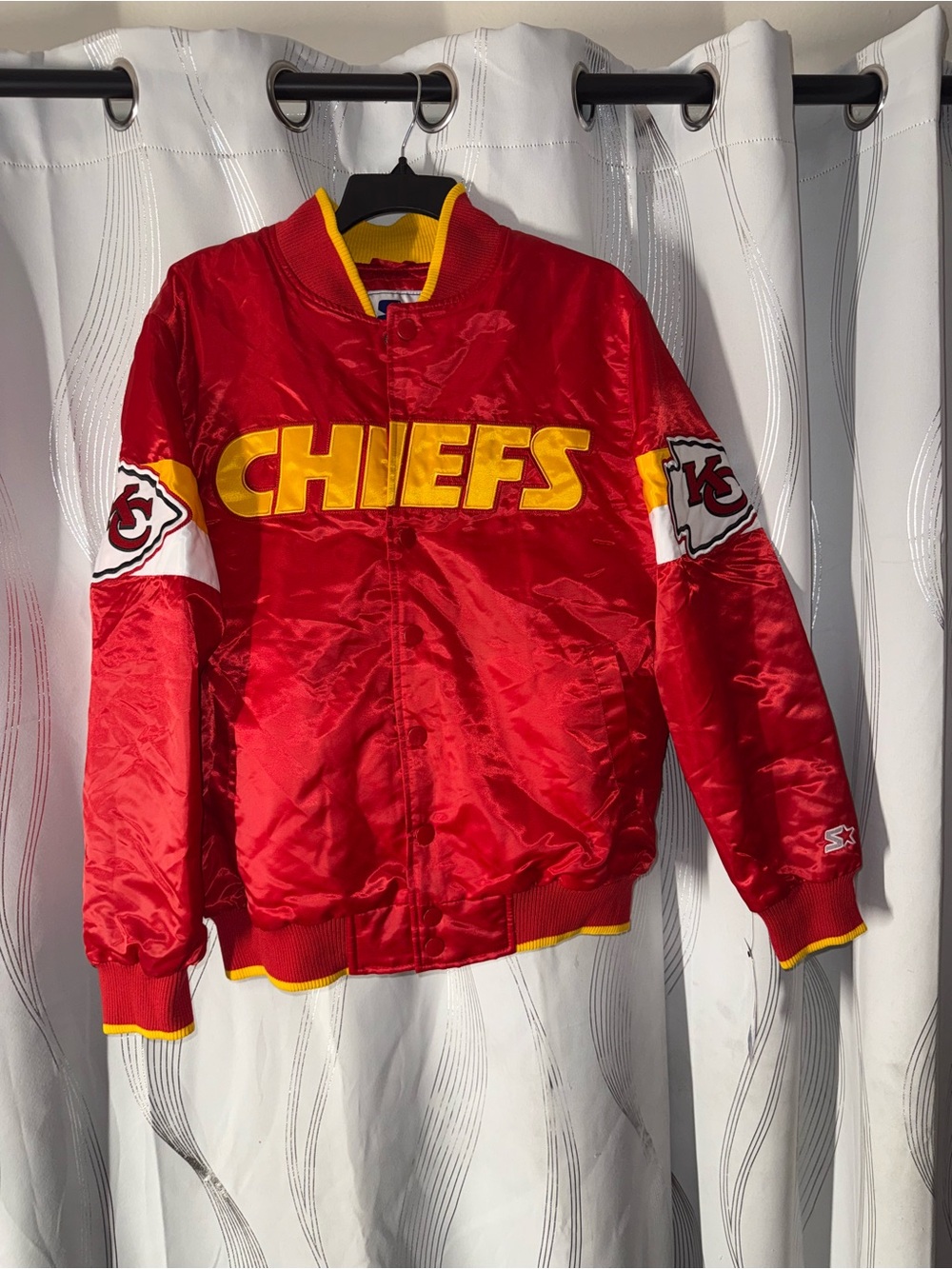 STARTER Kids Red & Yellow Chiefs Satin Puffer Jacket